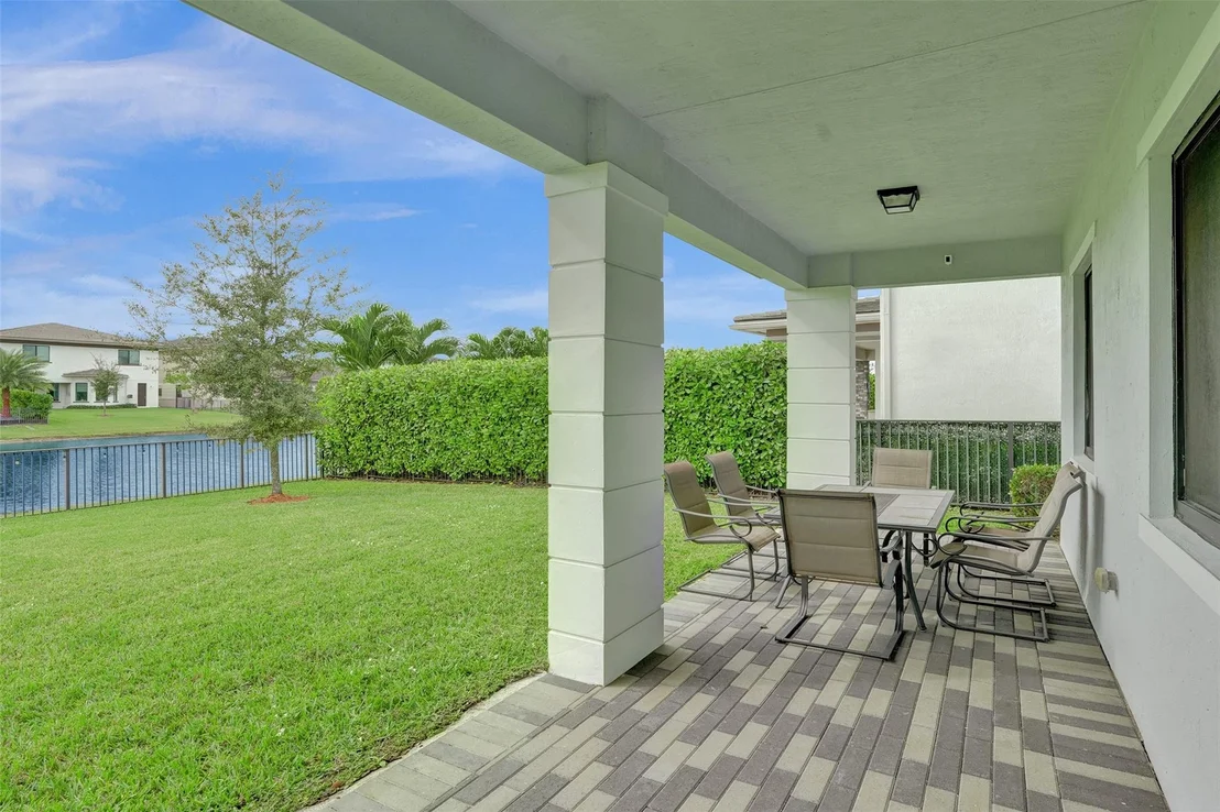 Photo of 10790 Pacifica Way