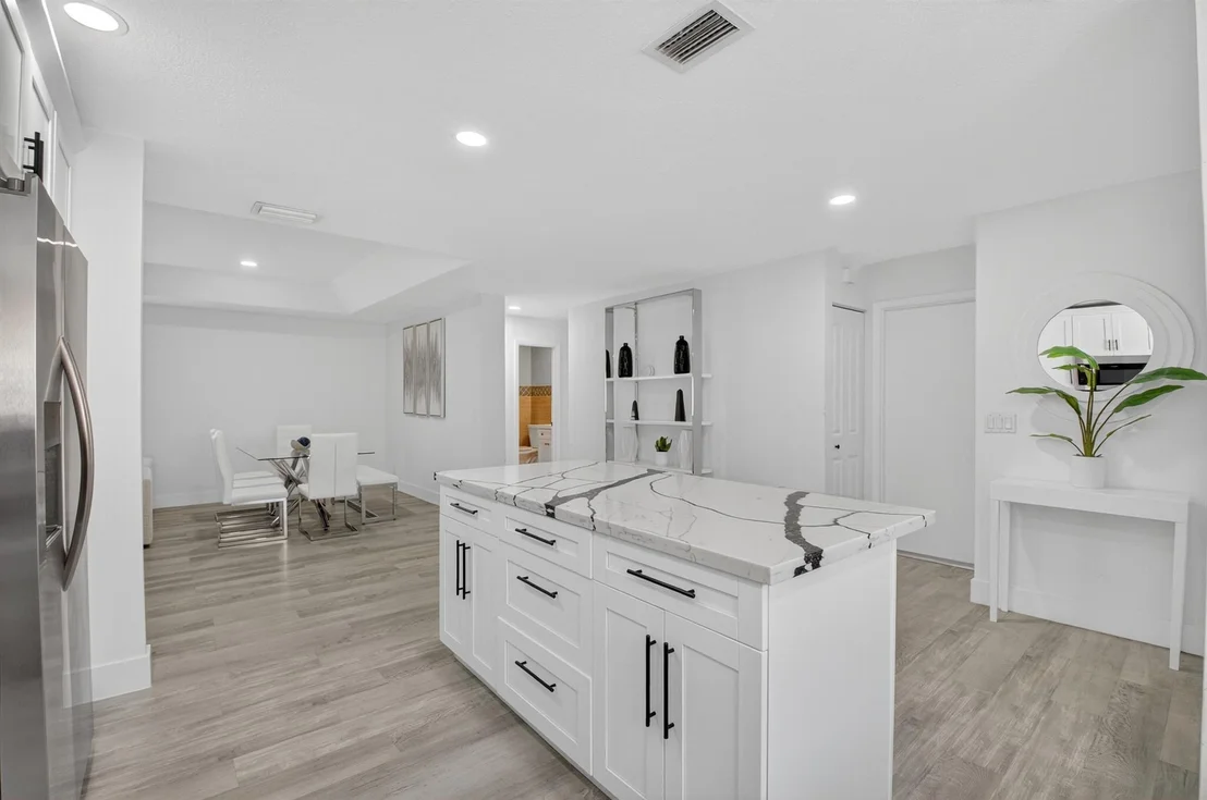 Photo of 9156 Pine Springs Drive