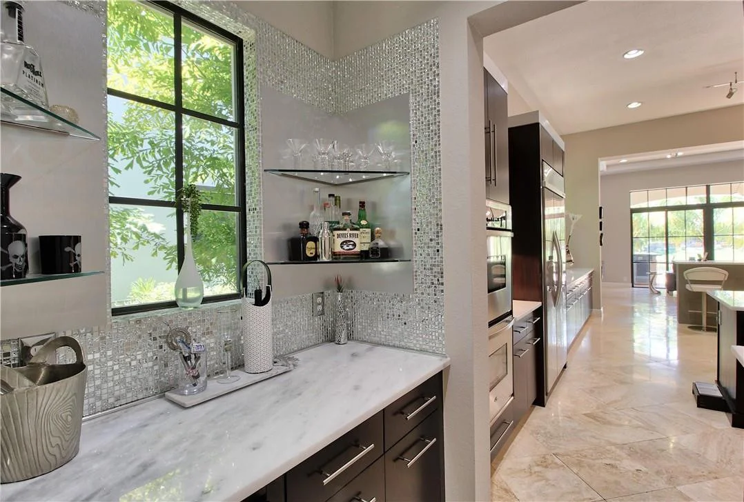Photo of 9640 Eden Manor