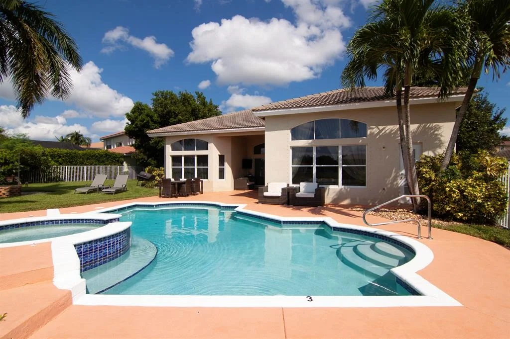 Photo of 6032 Indian Forest Circle