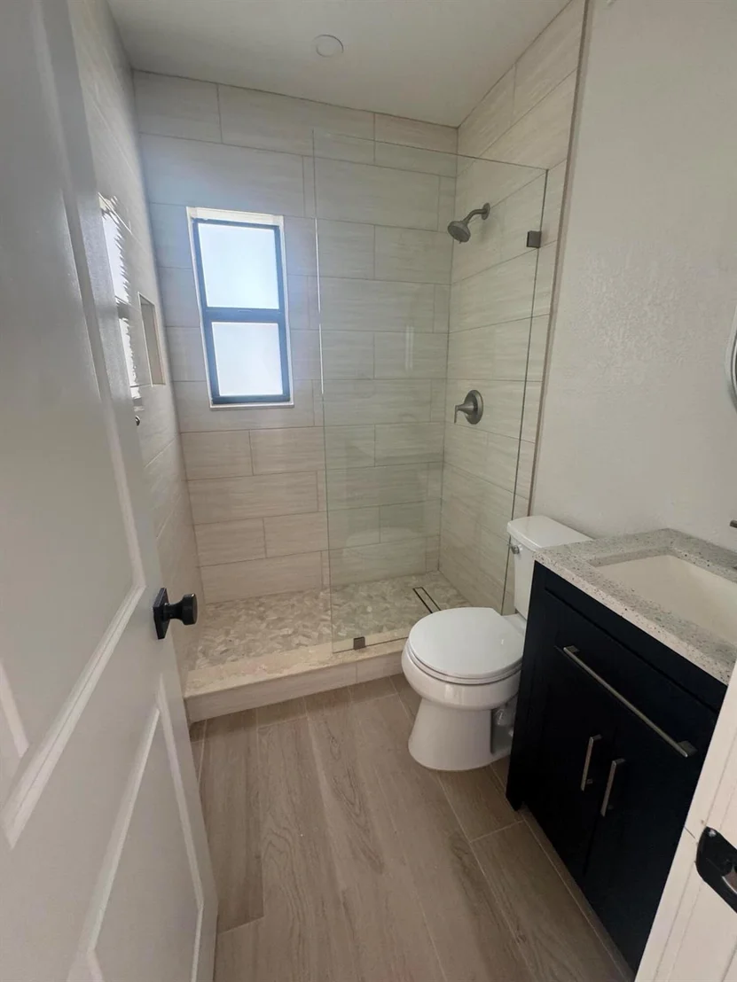 Photo of 3015 Robert Road