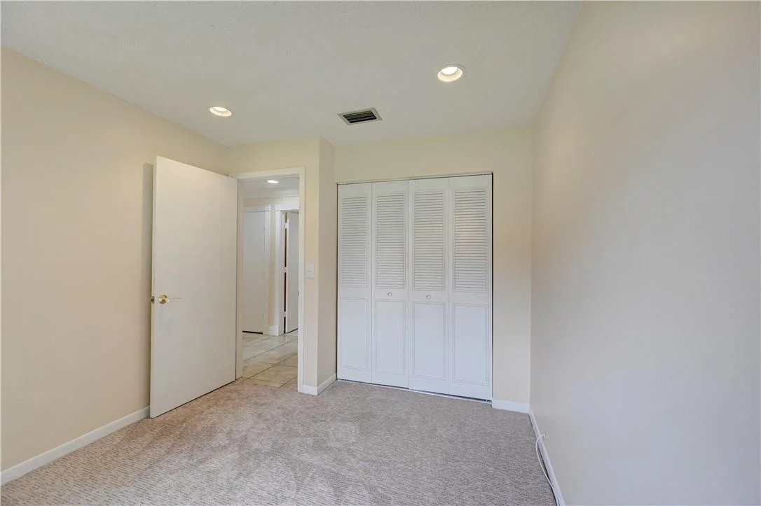 Photo of 2150 NE 2nd Terrace