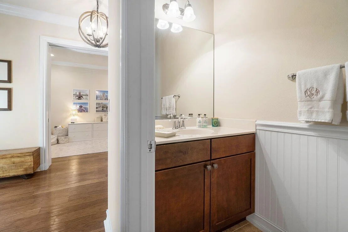 Photo of 124 W Bay Cedar Circle