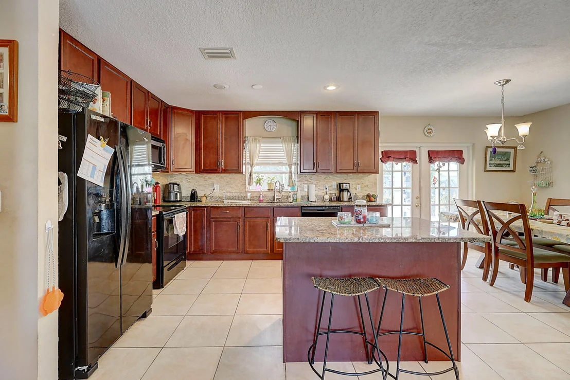 Photo of 5906 Cassia Drive