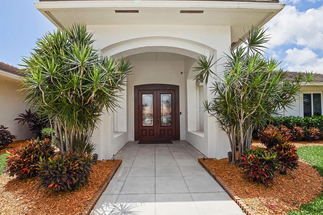 Photo of 391 Glenbrook Drive