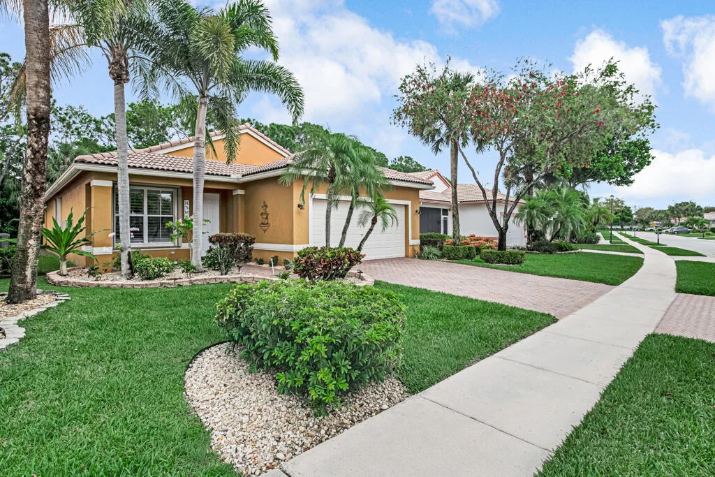 Photo of 8203 Bellafiore Way