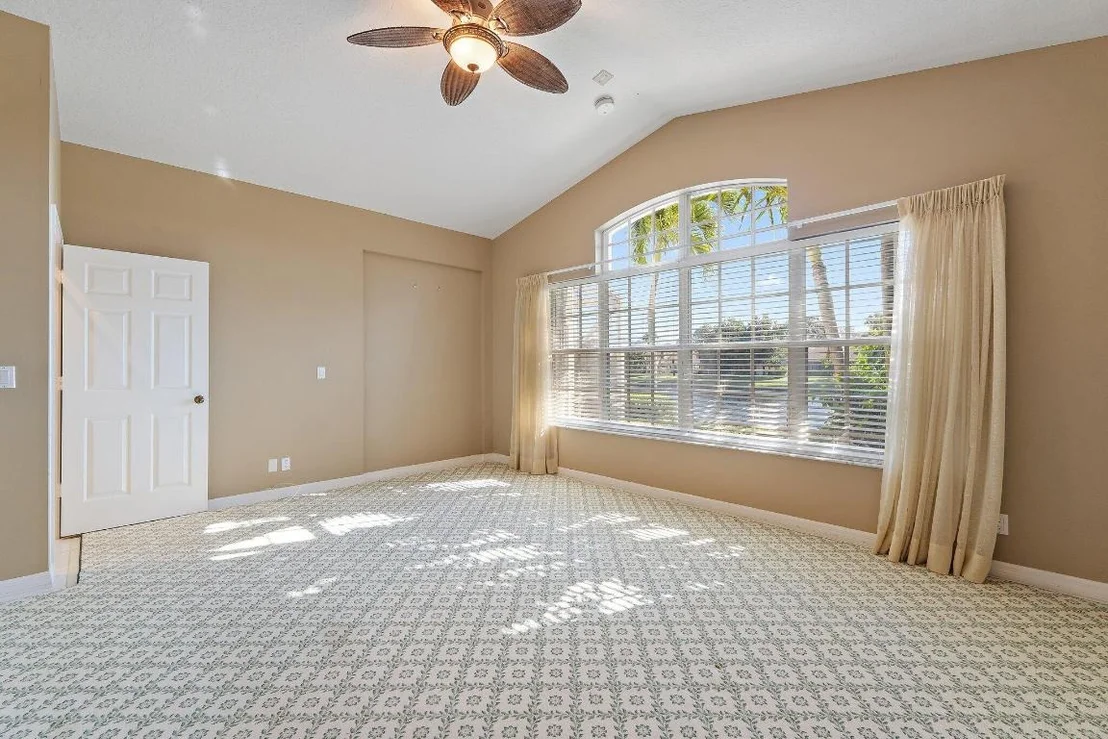Photo of 17240 Shoals Drive
