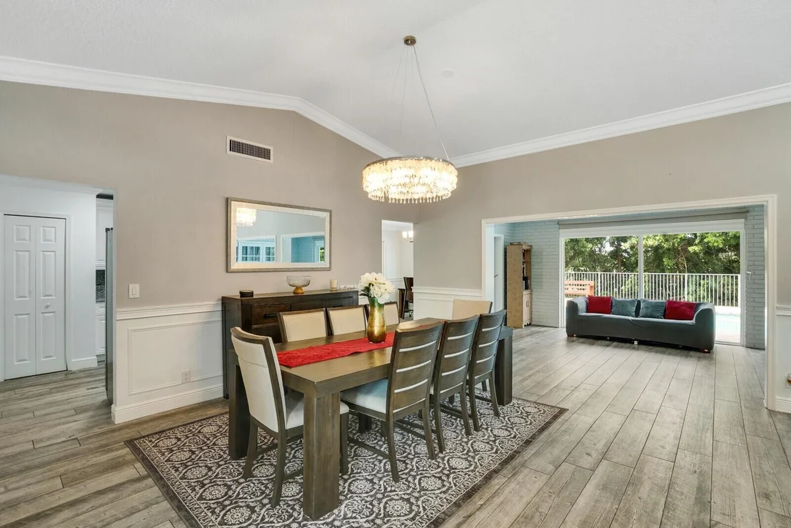 Photo of 4215 Gleneagles Drive