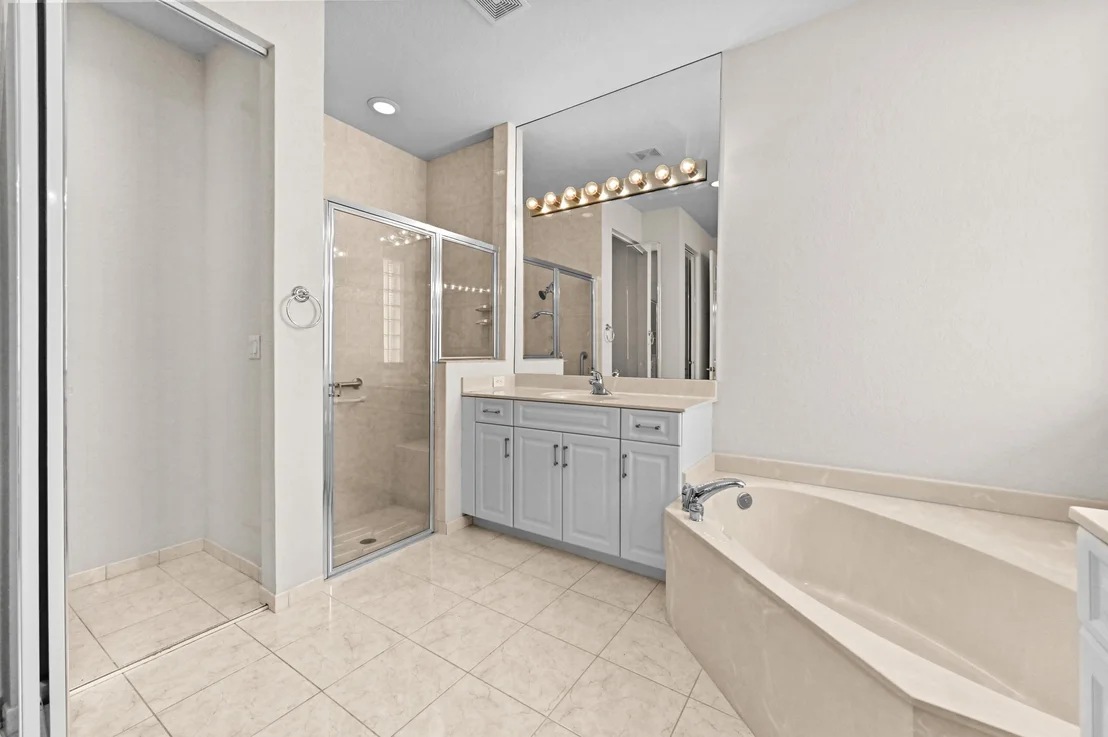 Photo of 6823 Fabiano Circle