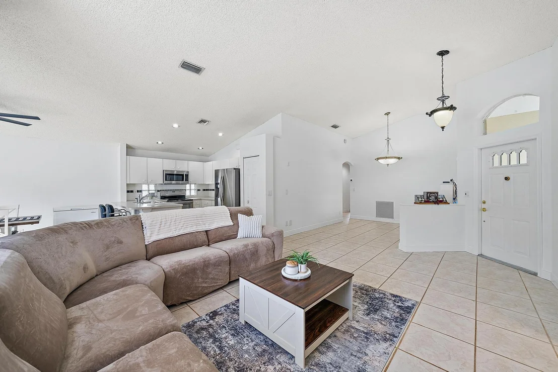 Photo of 4078 Manor Forest Trail