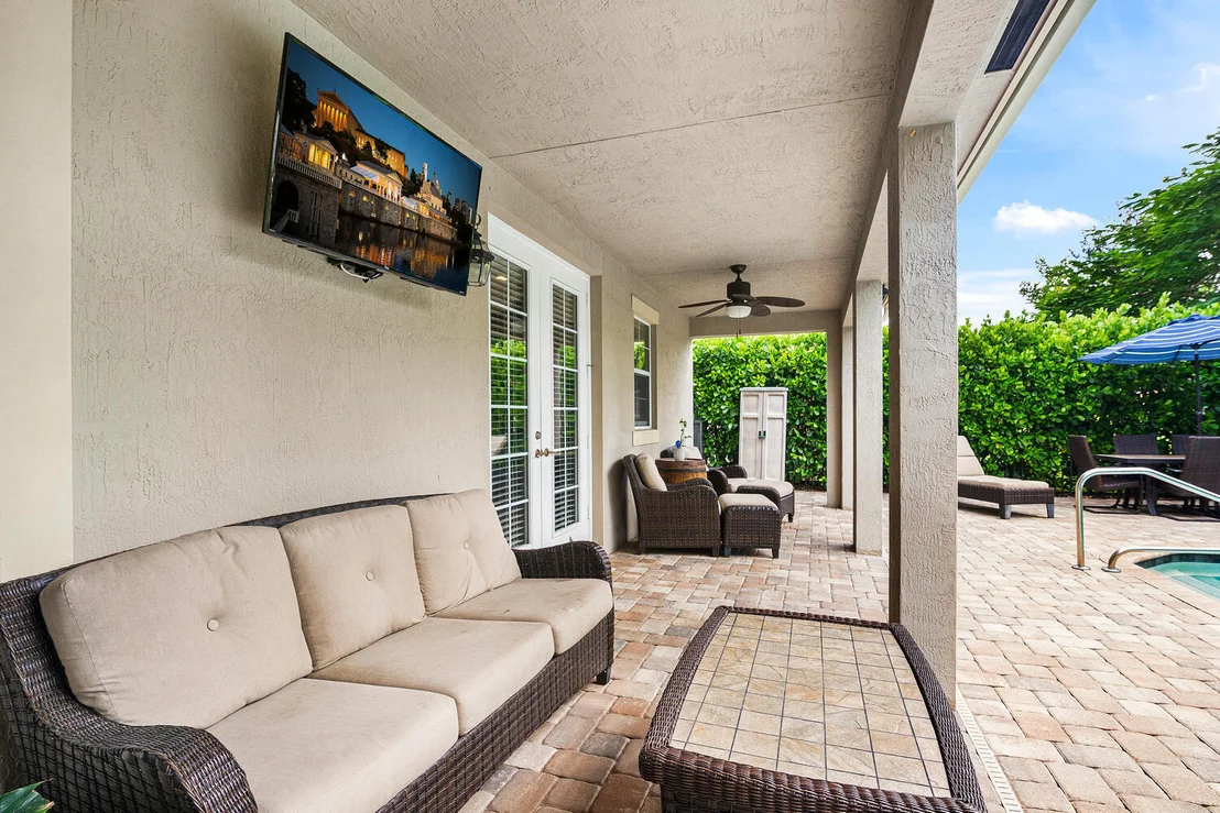 Photo of 10652 Ivanhoe Lane