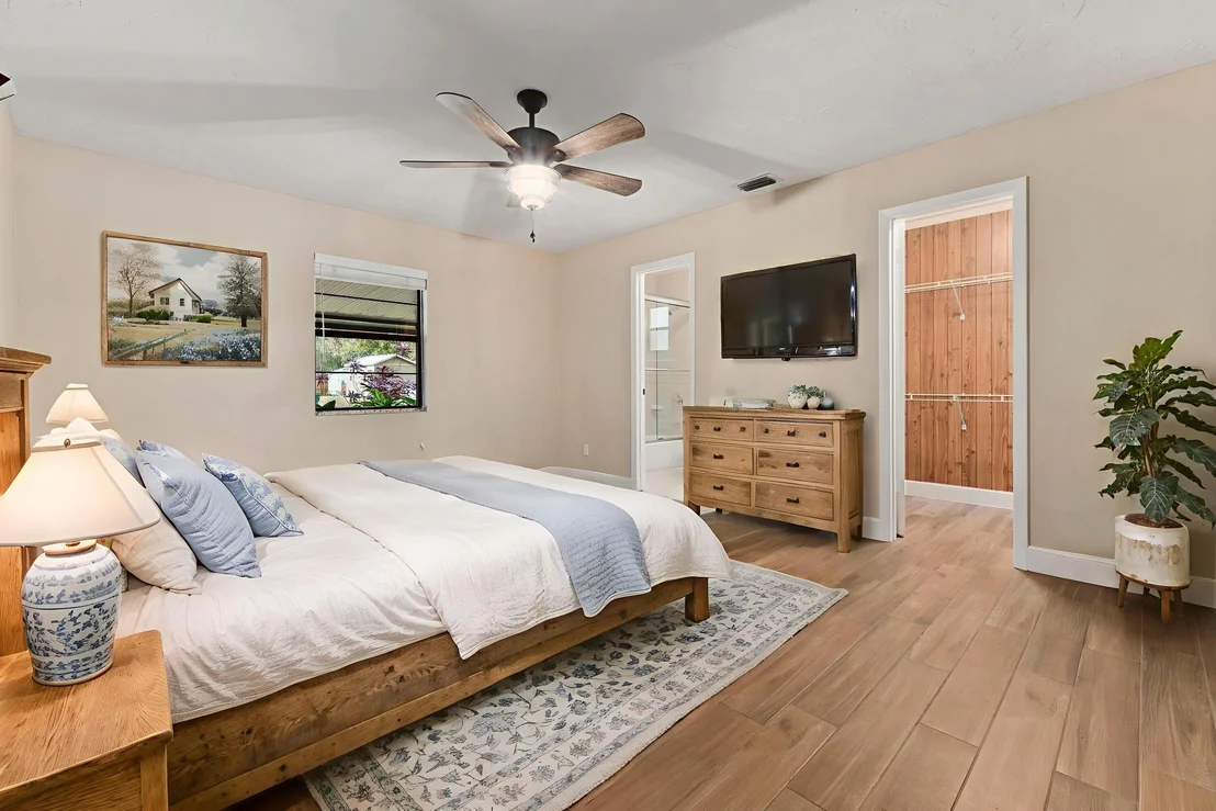 Photo of 3585 SE 8th Street