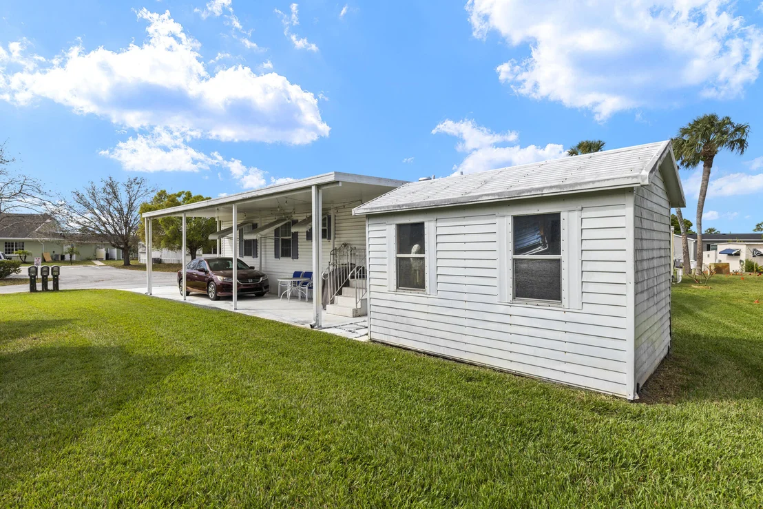 Photo of 237 SE Easy Street