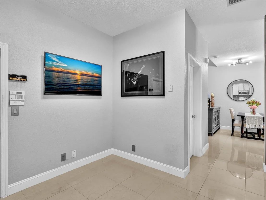 Photo of 5323 Eagle Cay Way