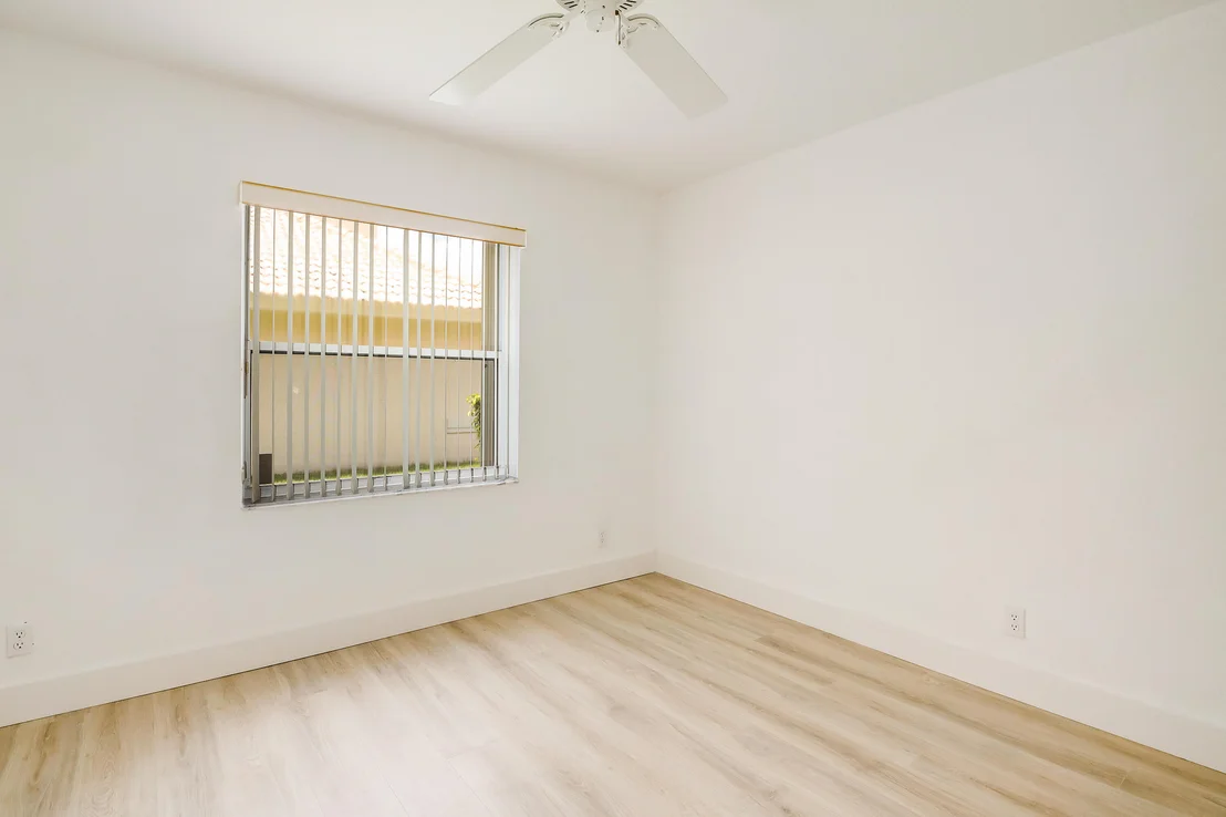 Photo of 6892 Grenelefe Road