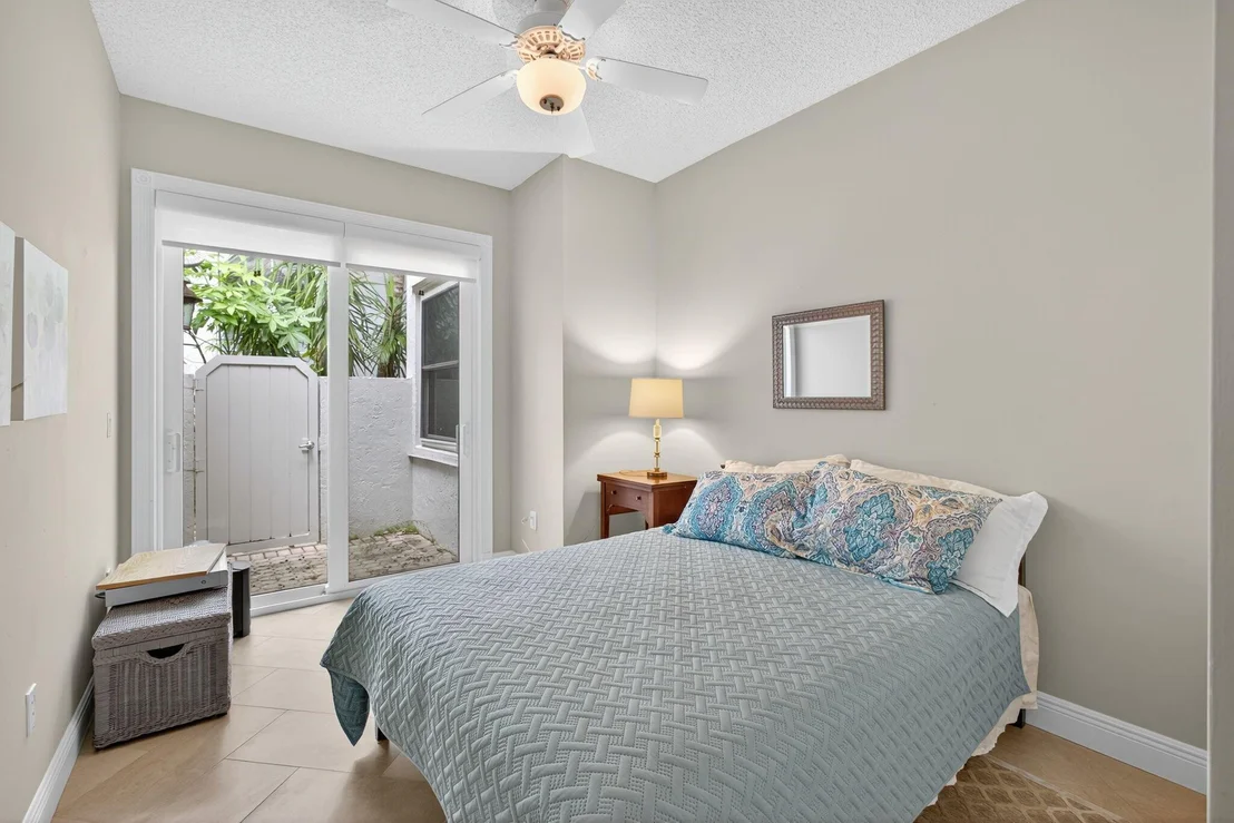 Photo of 2060 Cezanne Road