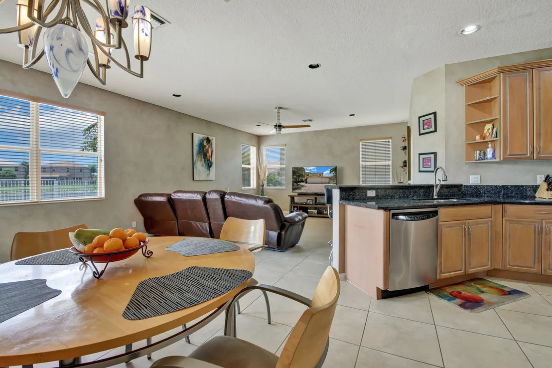 Photo of 8102 Viale Matera