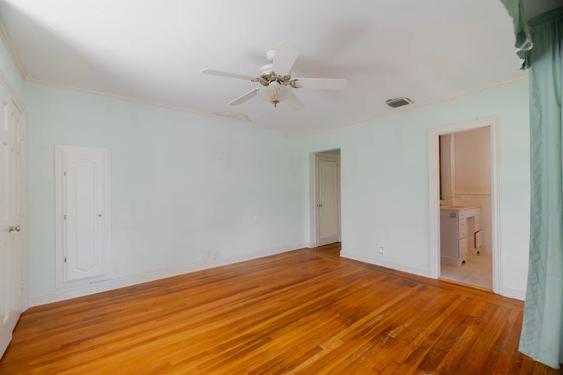 Photo of 210 BELMONTE Road