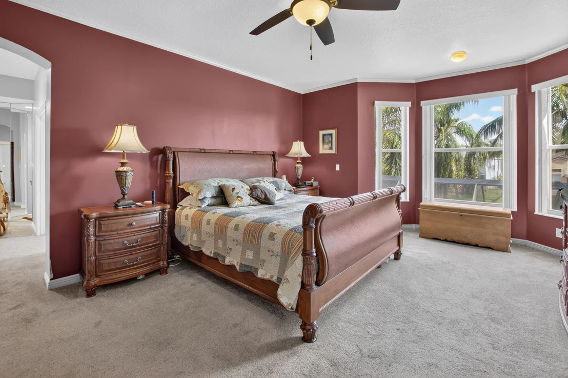 Photo of 7541 DOWNWINDS Lane