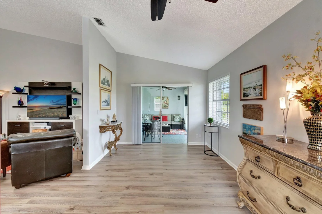 Photo of 3352 Justin Circle