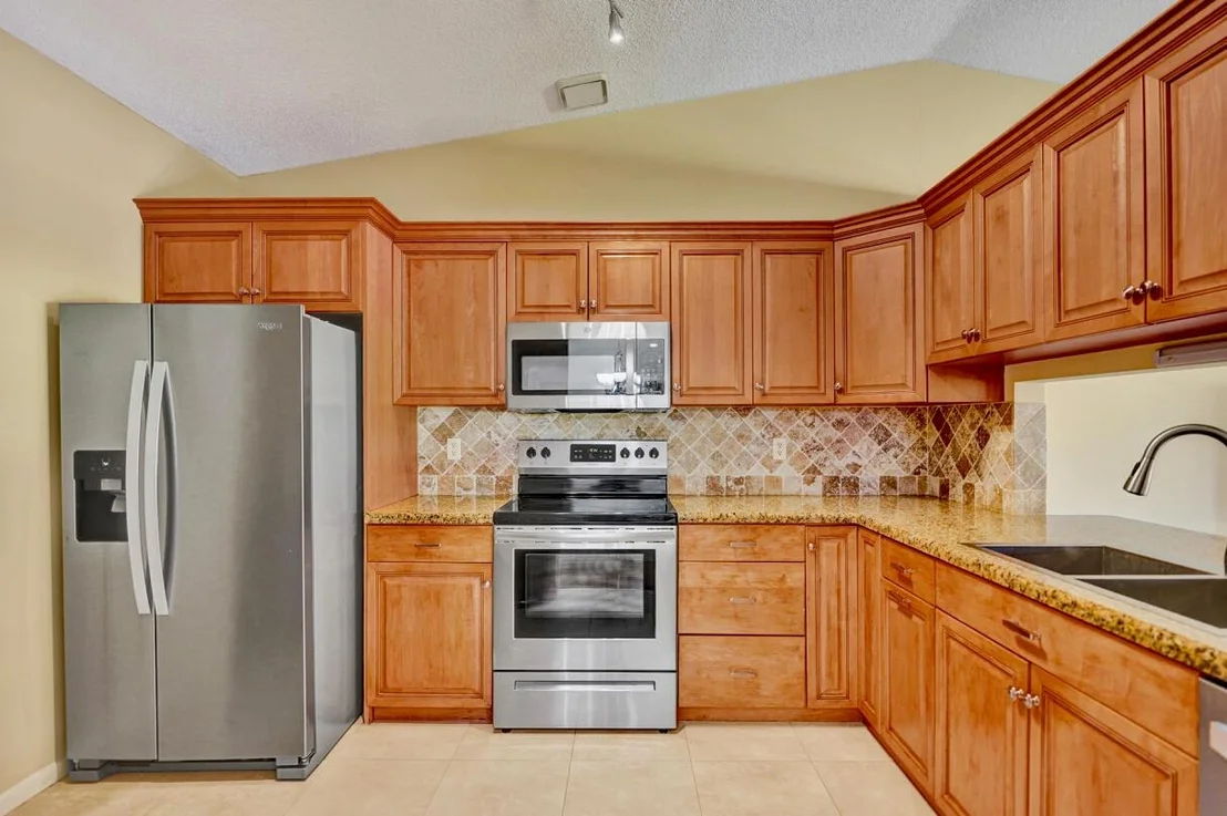 Photo of 124 Mayfair Lane