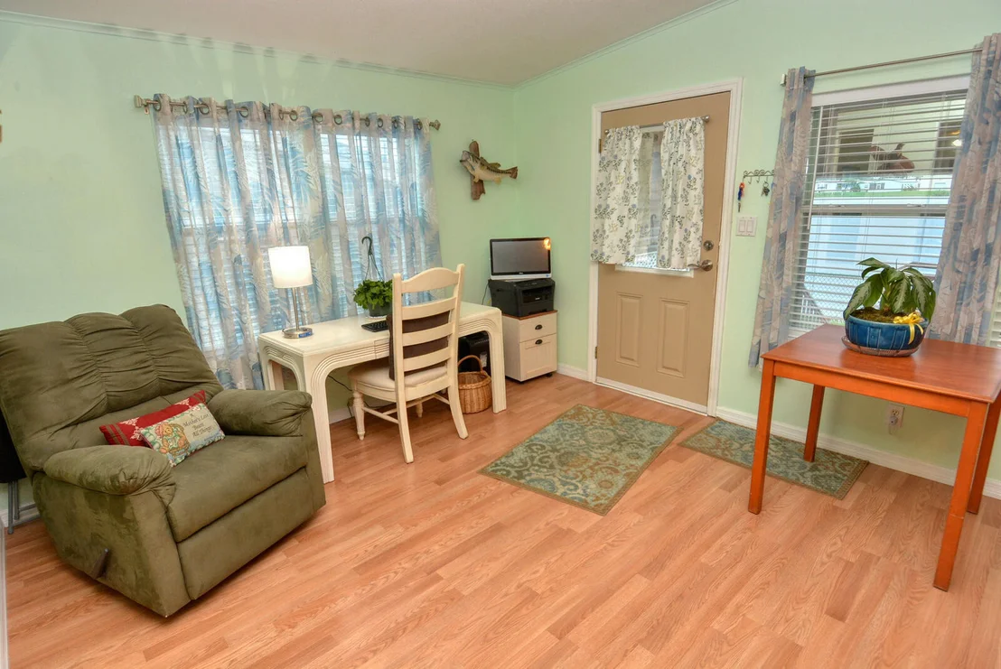 Photo of 4340 SW 15th Way