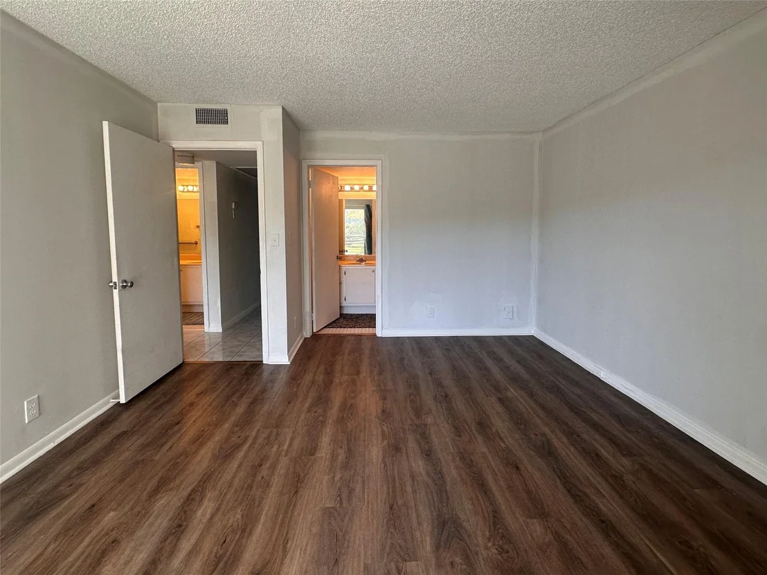 Photo of Unit B2 at 1805 Eleuthera Point