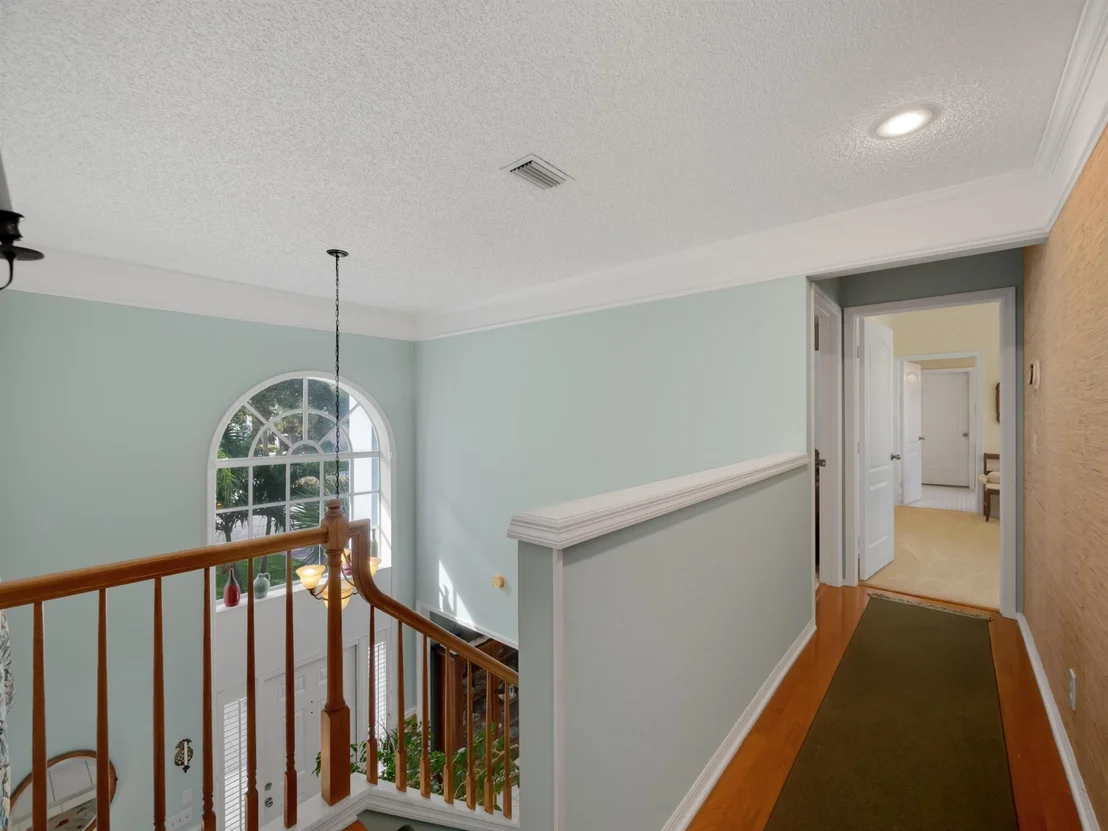 Photo of 1005 Pine Lake Circle