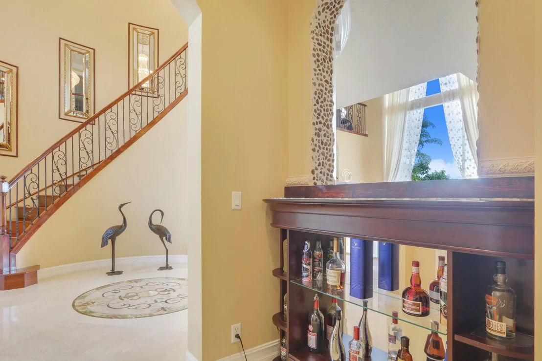 Photo of 533 Edgebrook Lane