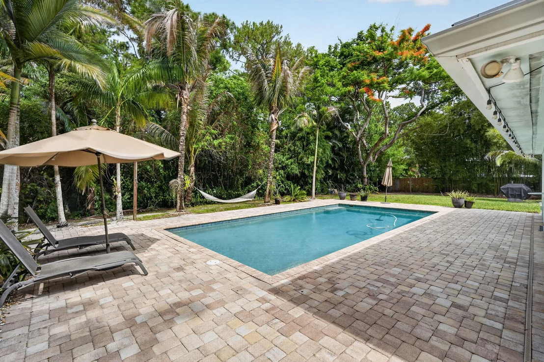 Photo of 17391 Alexander Run