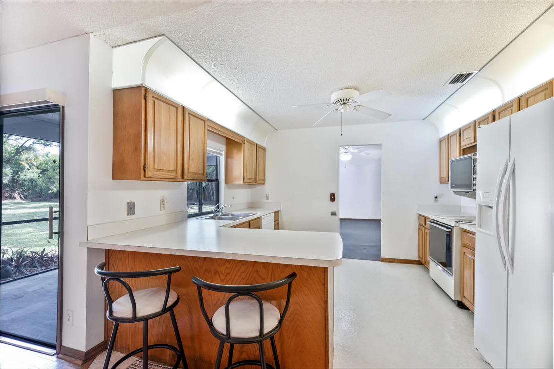 Photo of 18375 Oak Leaf Court