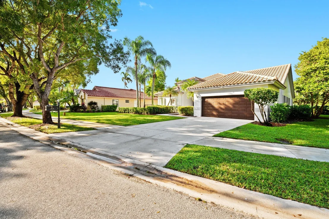 Photo of 804 Heron Road