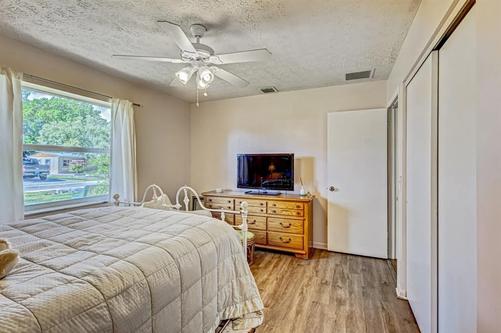 Photo of 3003 SE Bamboo Street