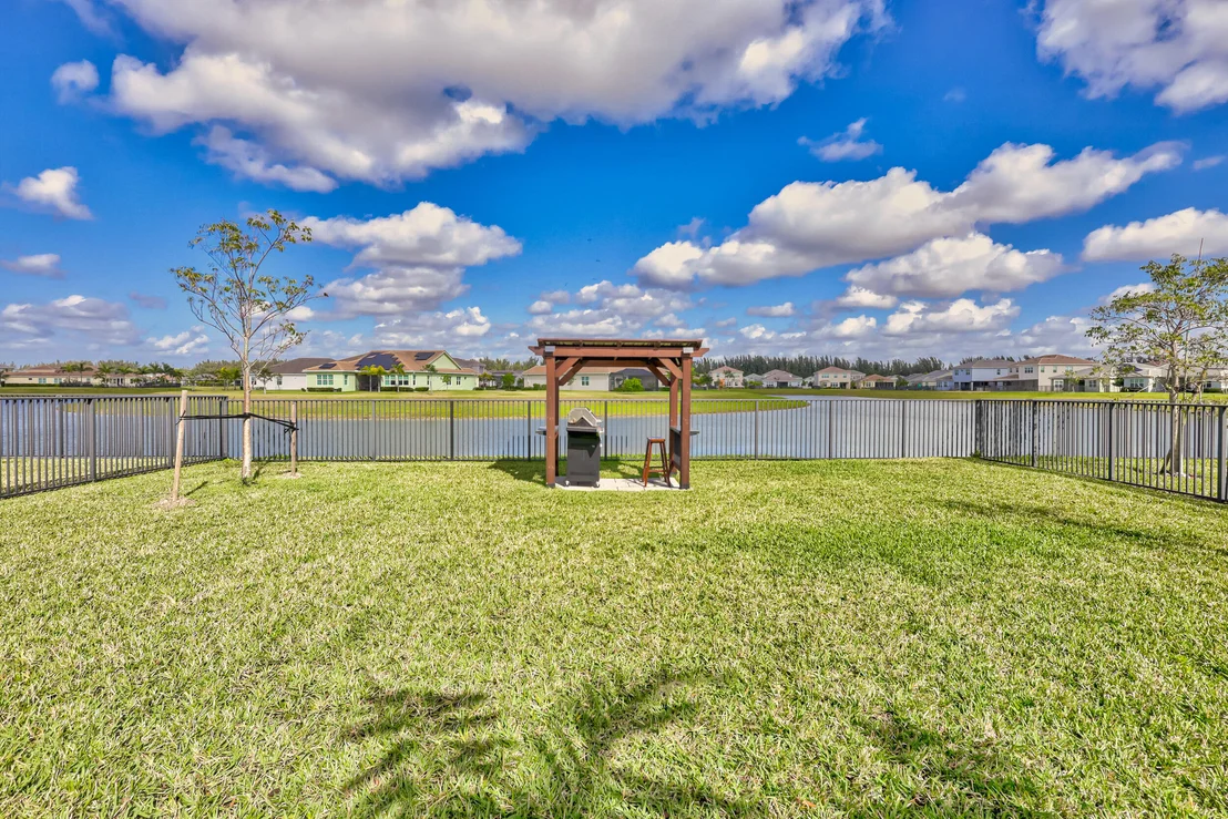 Photo of 15121 Goldfinch Circle