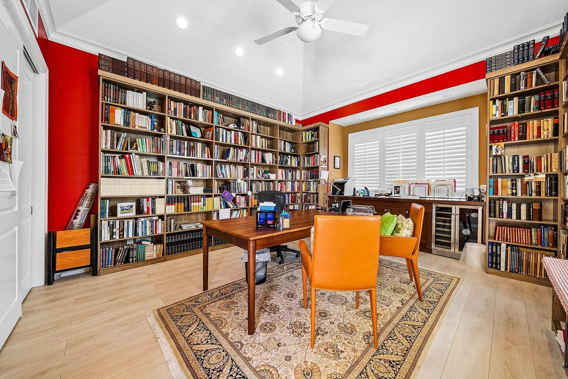 Photo of 10329 Prestwick Road