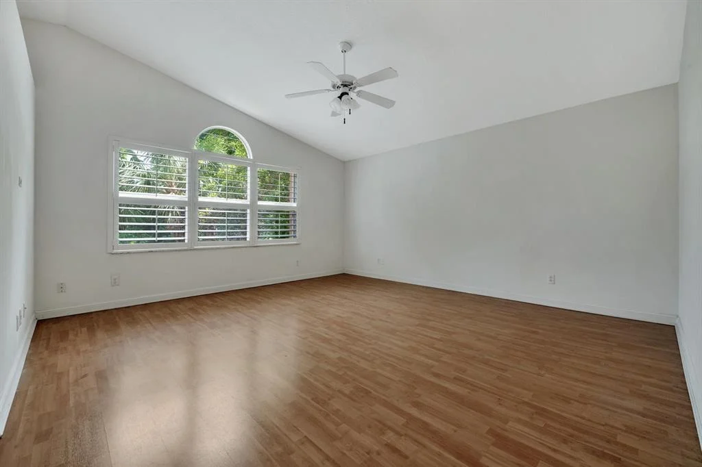 Photo of 4780 S Classical Boulevard
