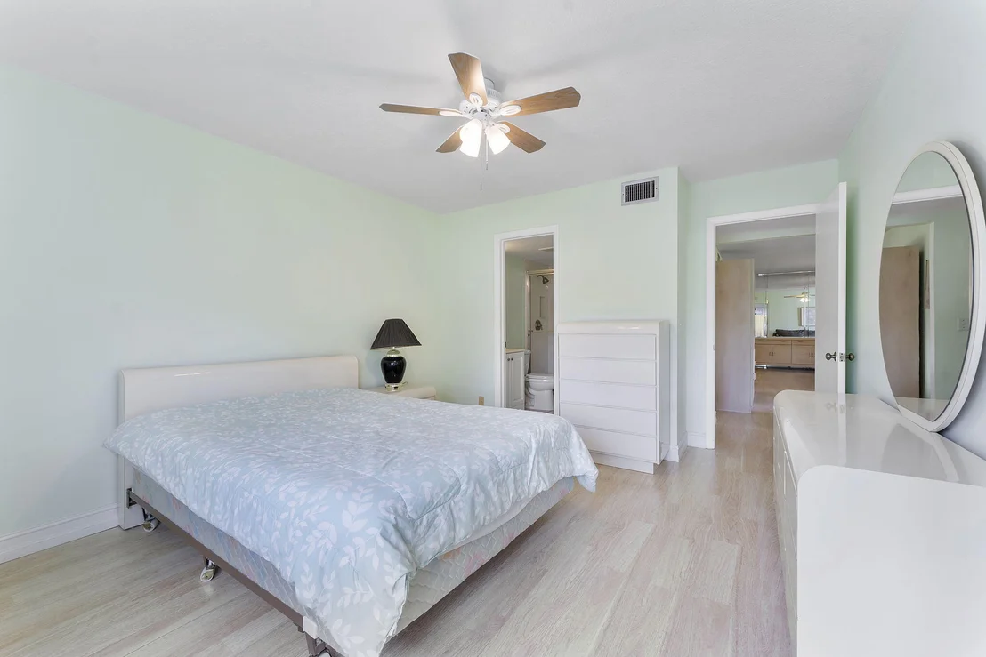 Photo of Unit C2 at 301 Knotty Pine Circle