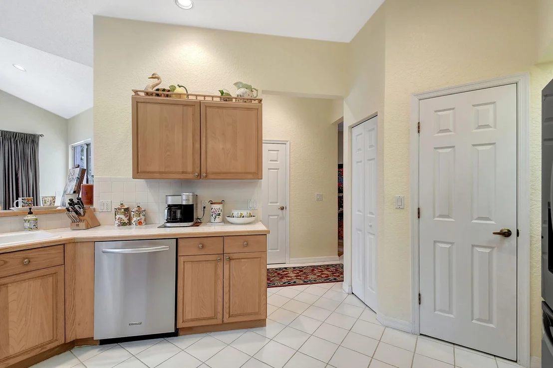 Photo of 2773 Hampton Circle S