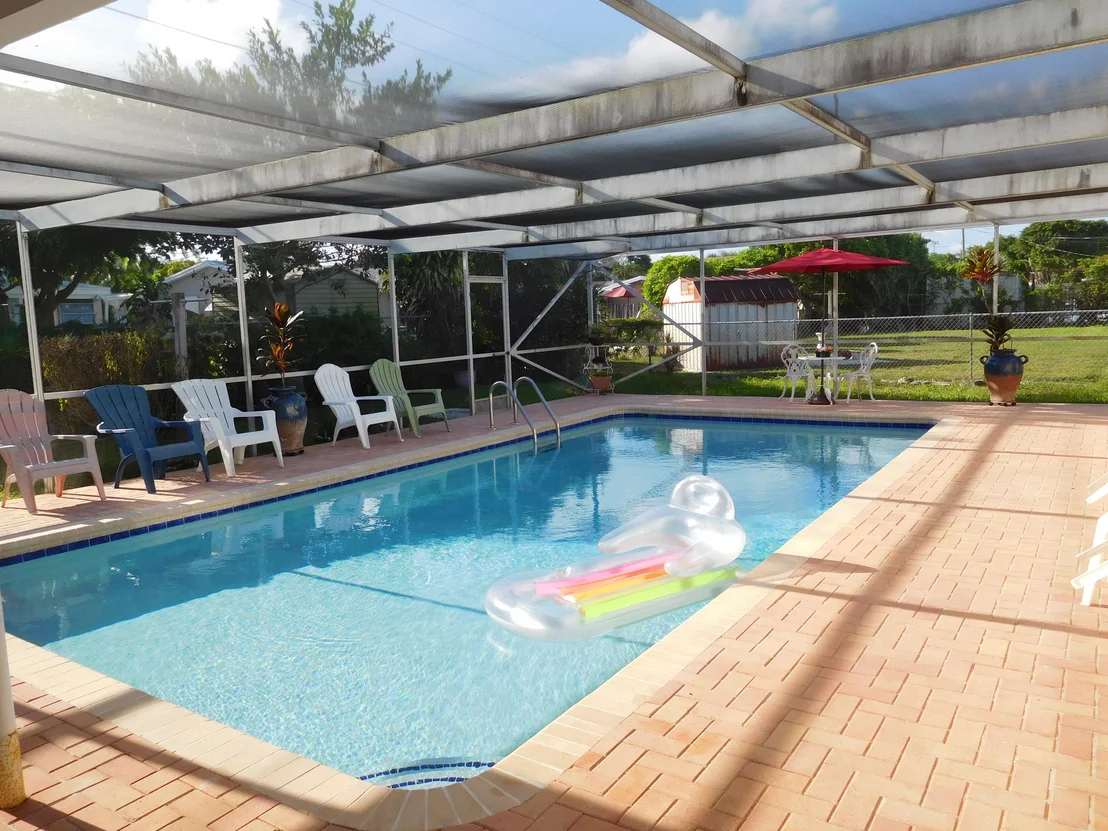 Photo of 349 Henthorne Drive