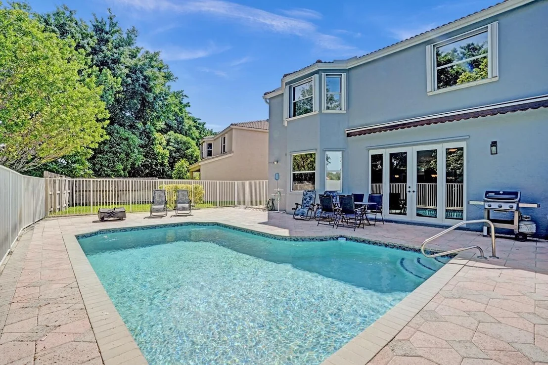 Photo of 7522 Oak Grove Circle