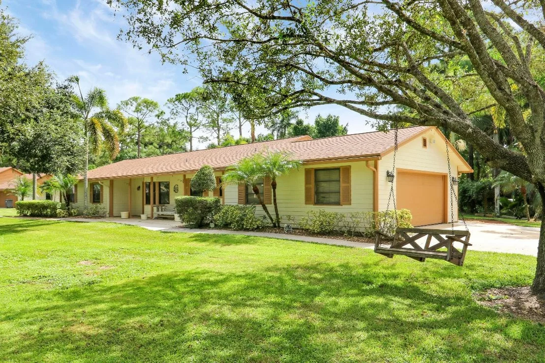 Photo of 12818 Old Indiantown Road