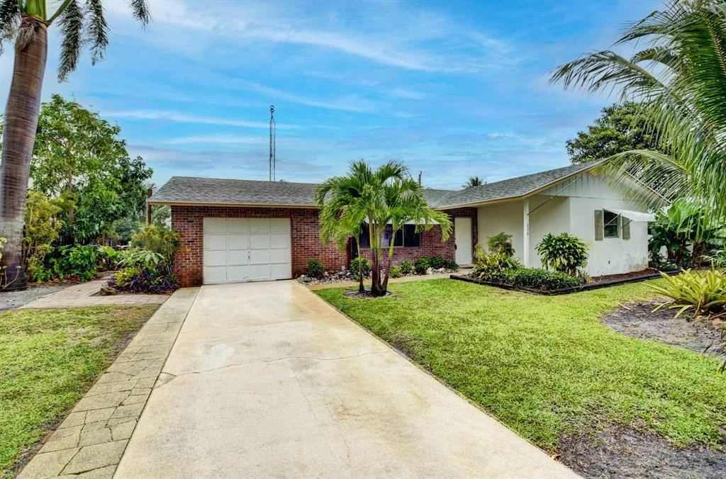 Photo of 1036 Coral Drive