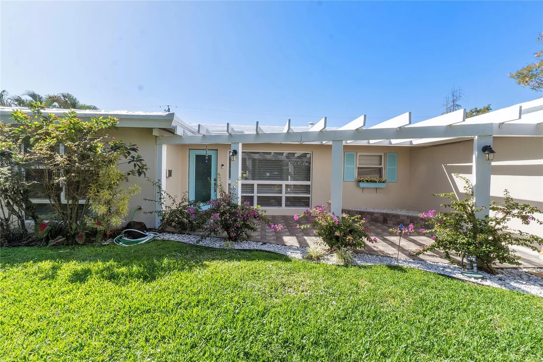 Photo of 2520 SE 4th Street