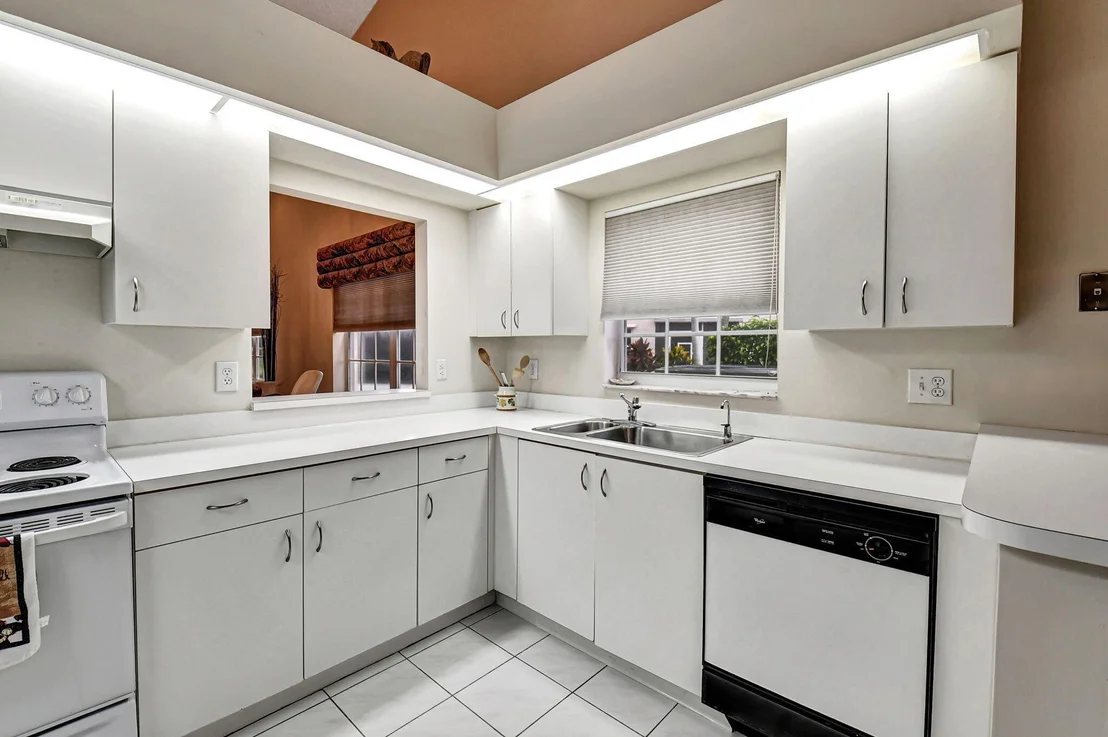 Photo of 7921 Sandy Pointe Drive