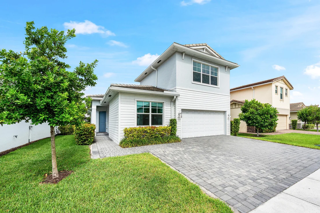 Photo of 4273 Marina Way
