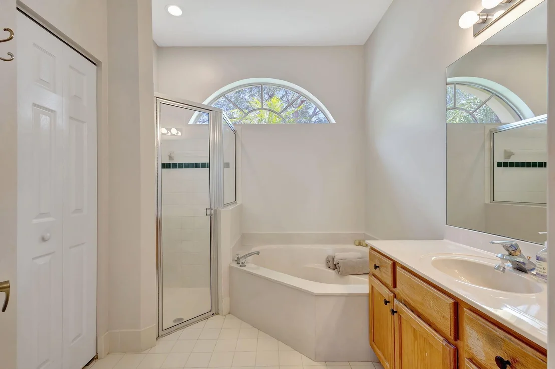 Photo of 225 Blackbird Lane