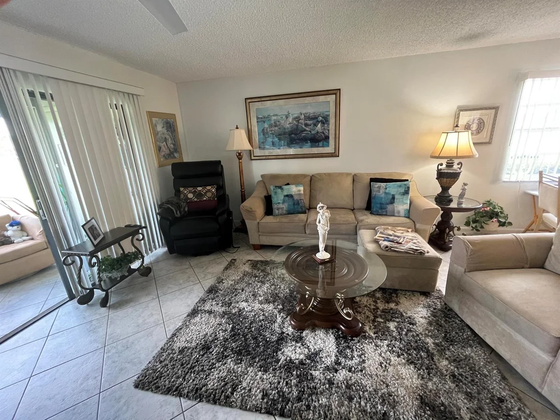 Photo of 24 Capri A