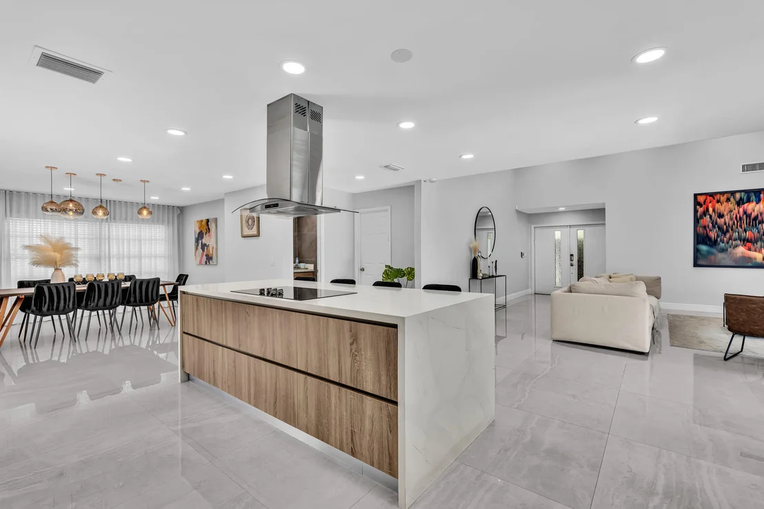 Photo of 136 GREENS Road