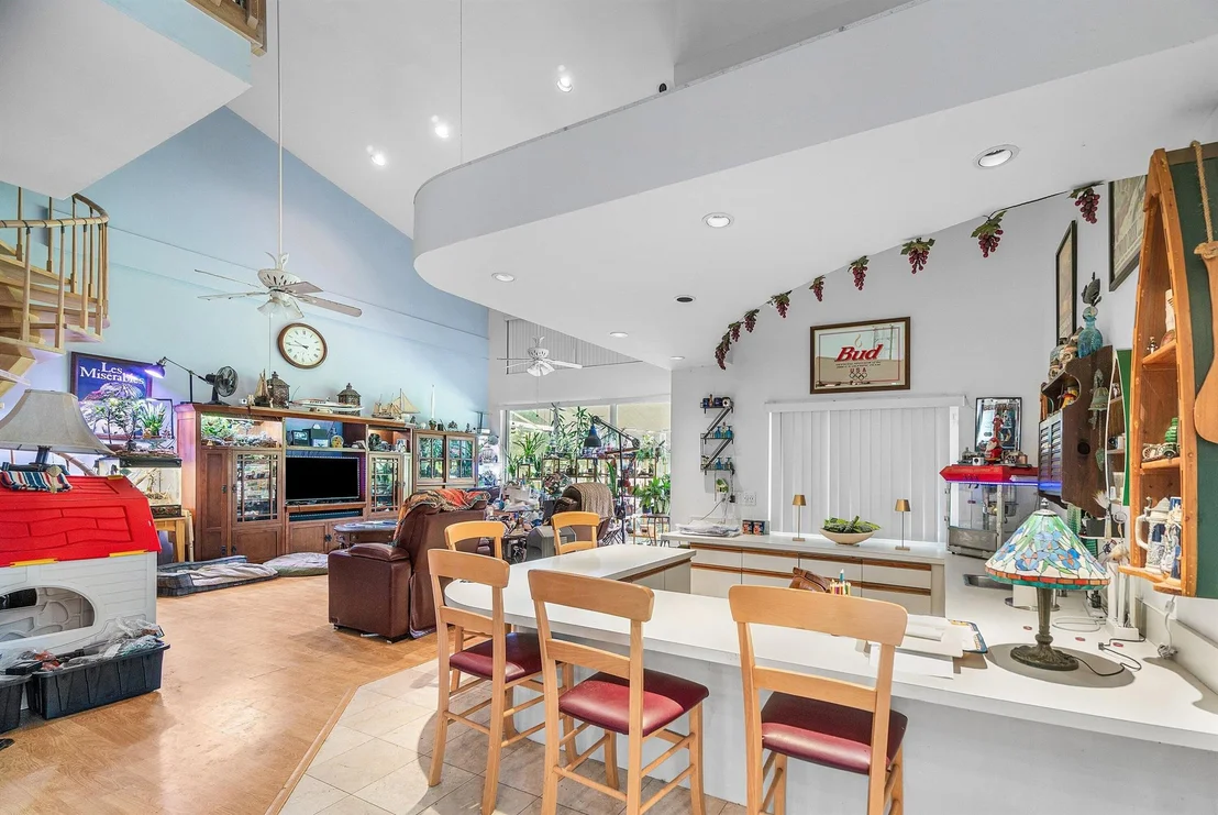 Photo of 16457 115th Avenue N
