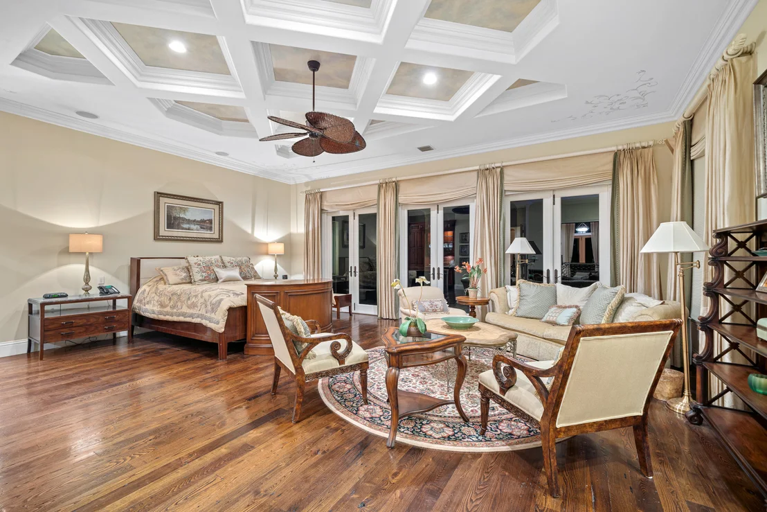 Photo of 4117 S Ocean Boulevard
